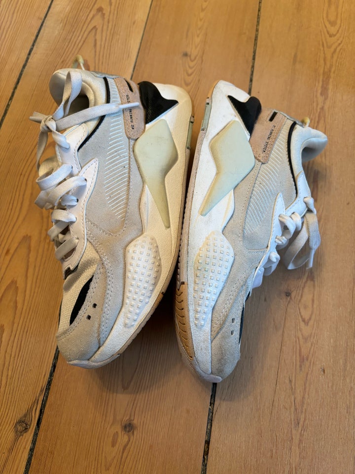 Sneakers, str. 37, Puma