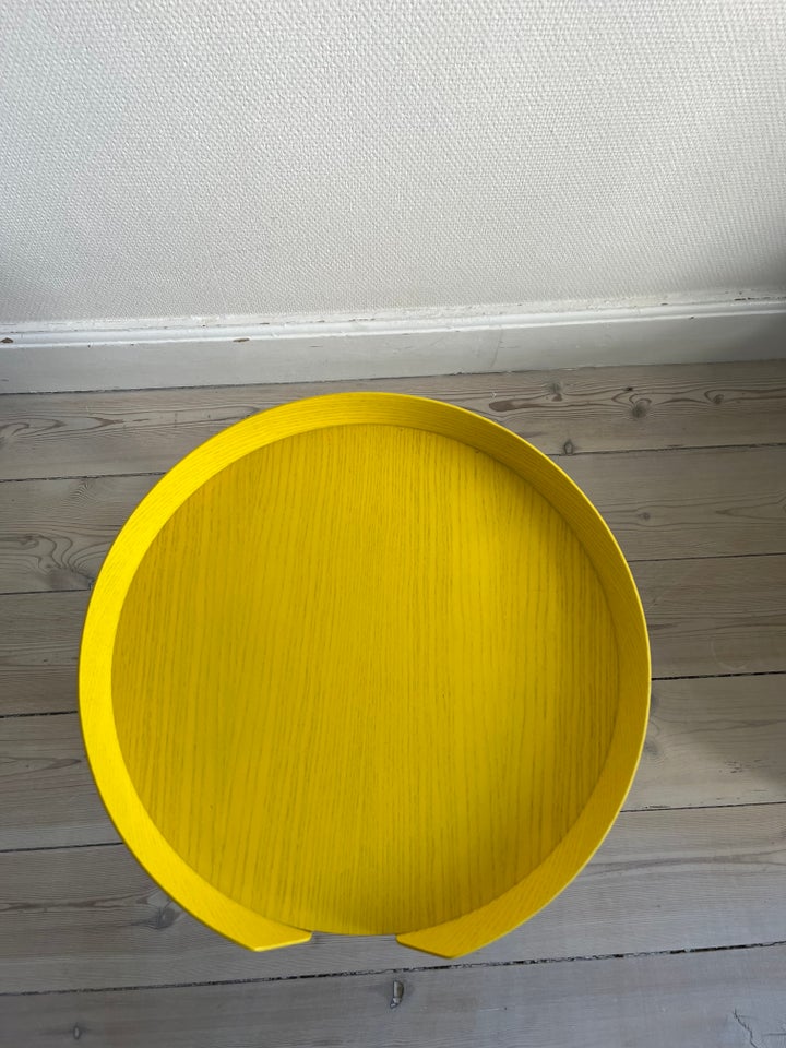 Bakkebord Muuto andet materiale