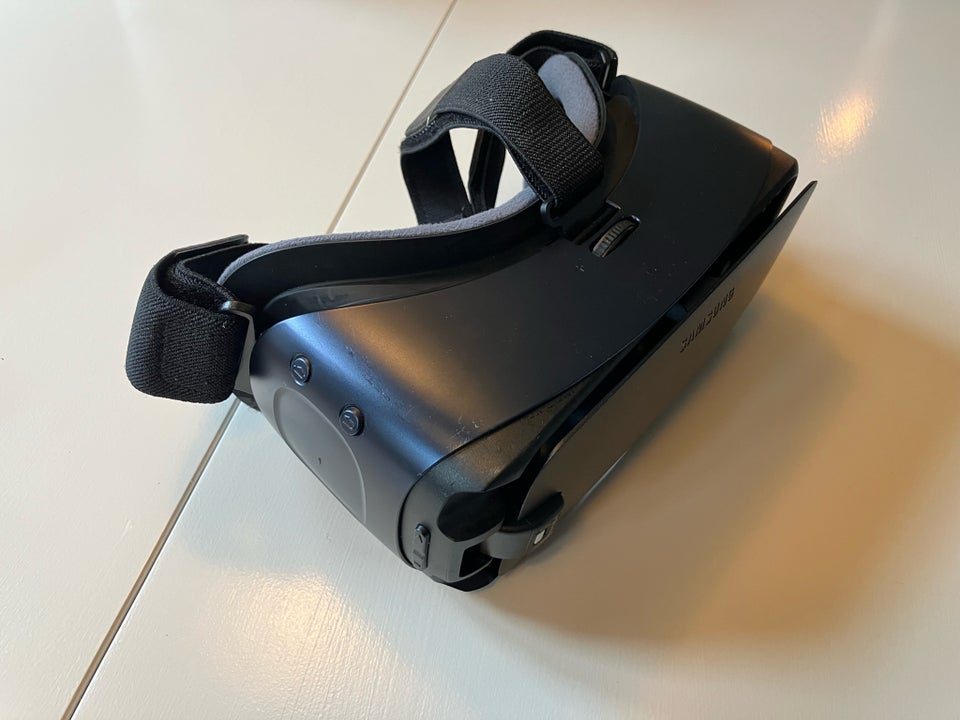 Gadget, GEAR VR Oculus, God