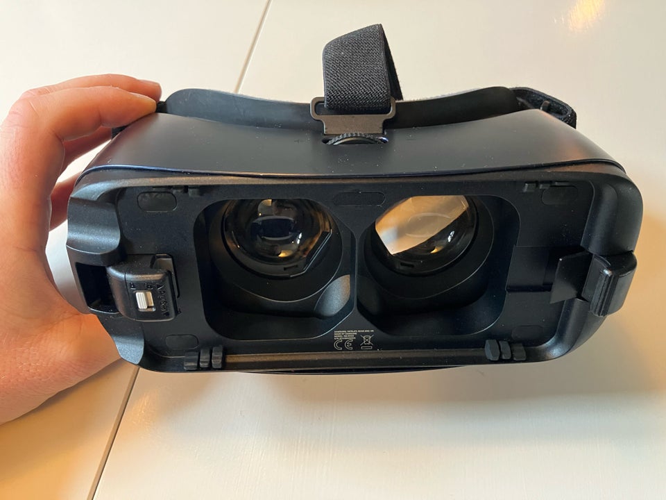 Gadget, GEAR VR Oculus, God