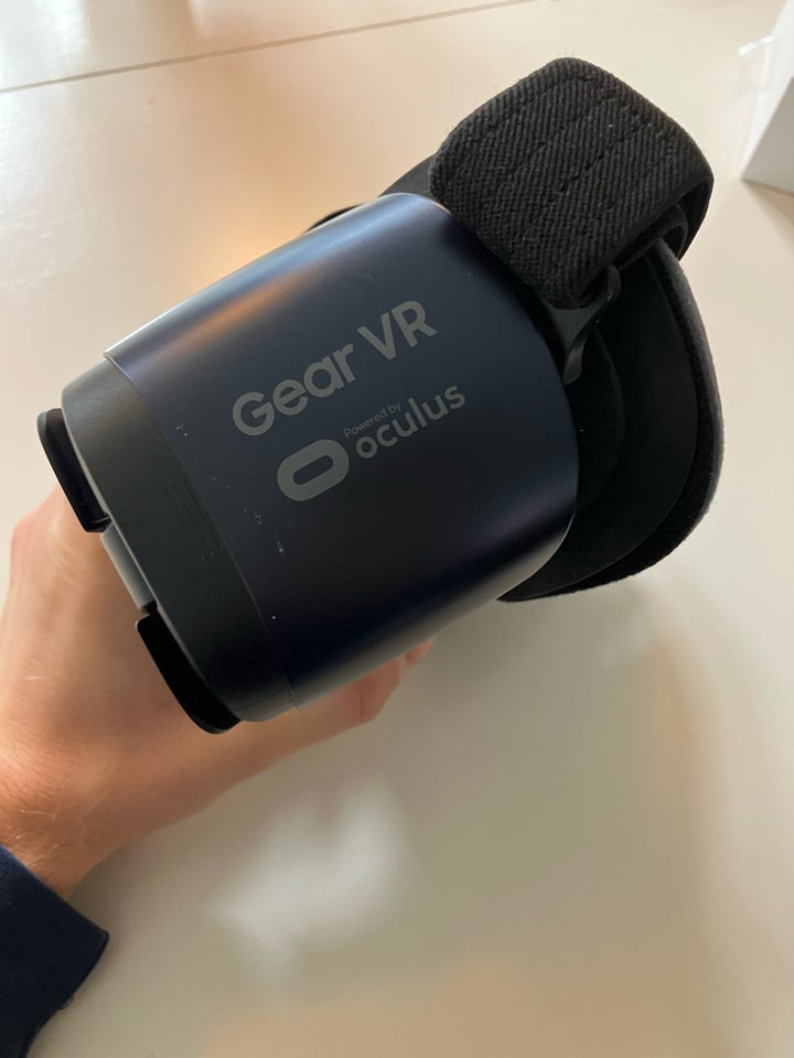 Gadget, GEAR VR Oculus, God