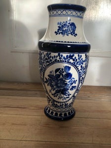 Fajance Vase Eremitage