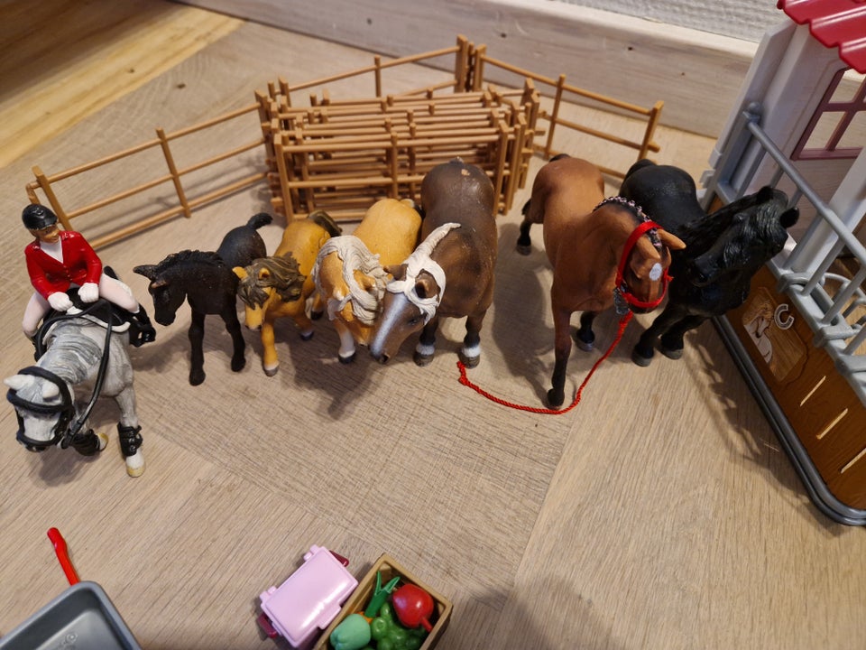 Andet legetøj, Schleich, Boks