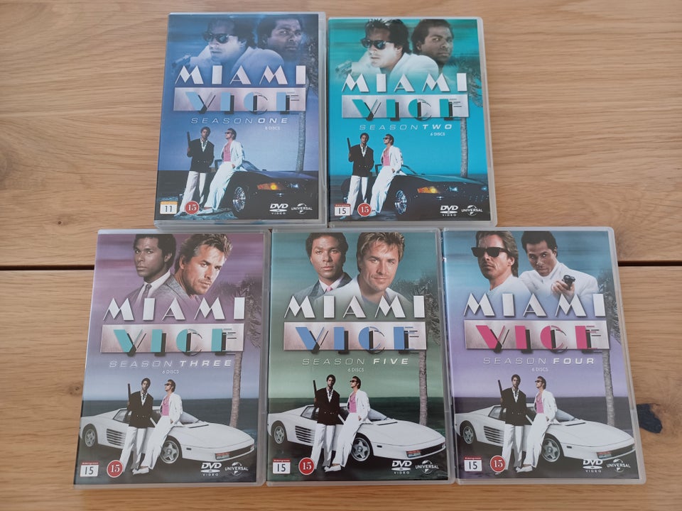 Miami Vice, DVD, TV-serier