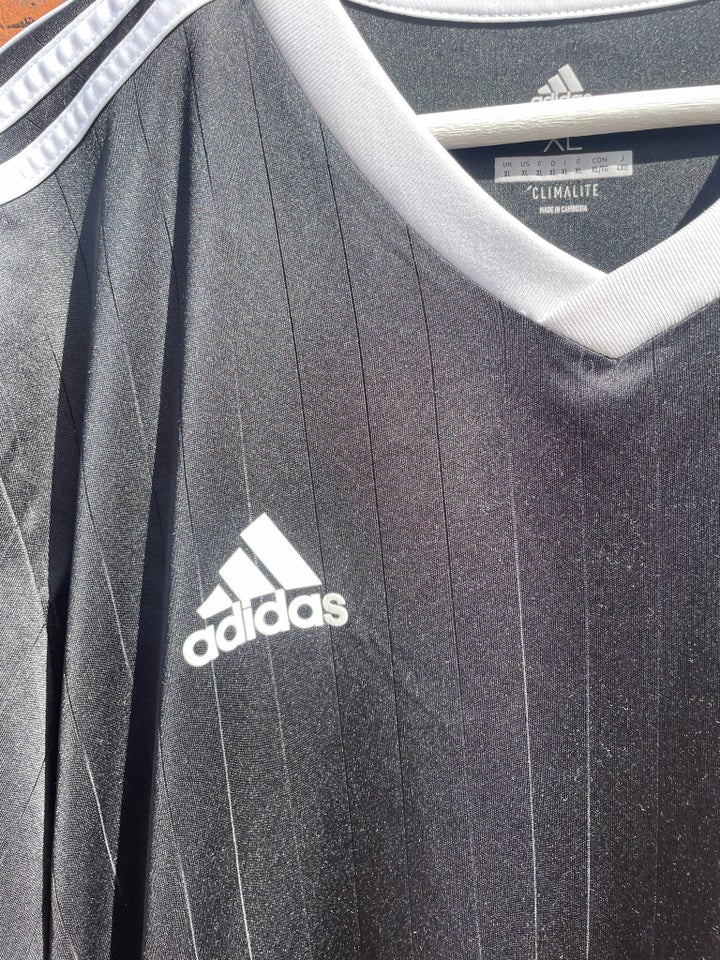 T-shirt Adidas træningstrøje