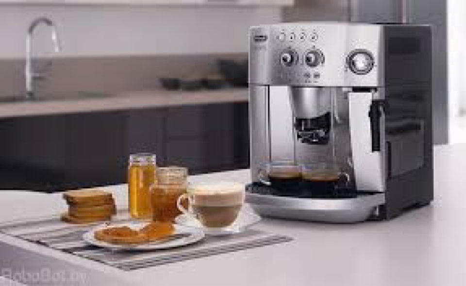 Kaffemaskine  Delonghi Magnifica