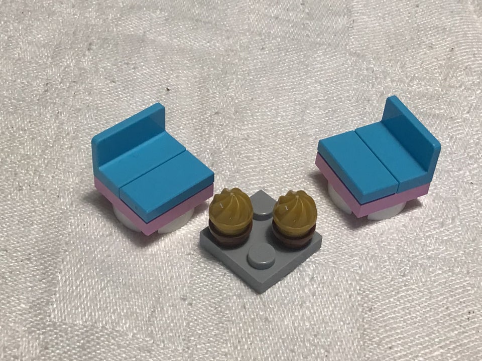 Lego Friends Chairs table and