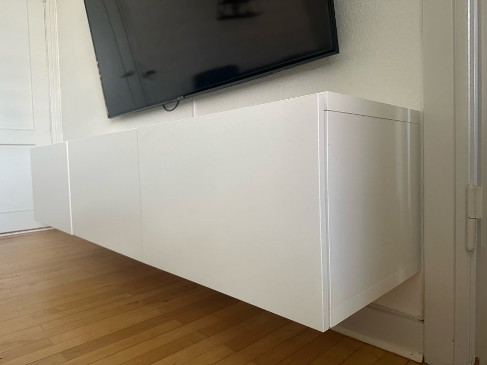 Tv bord, Ikea , b: 38 l: 180 h: 42