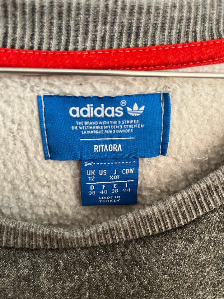 Sweater Adidas str 38