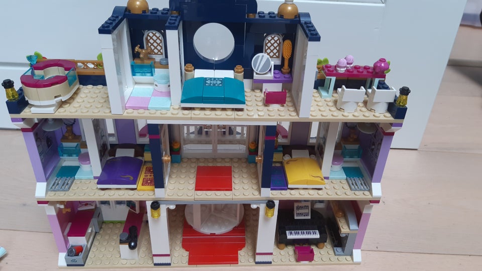 Lego Friends, Hotel