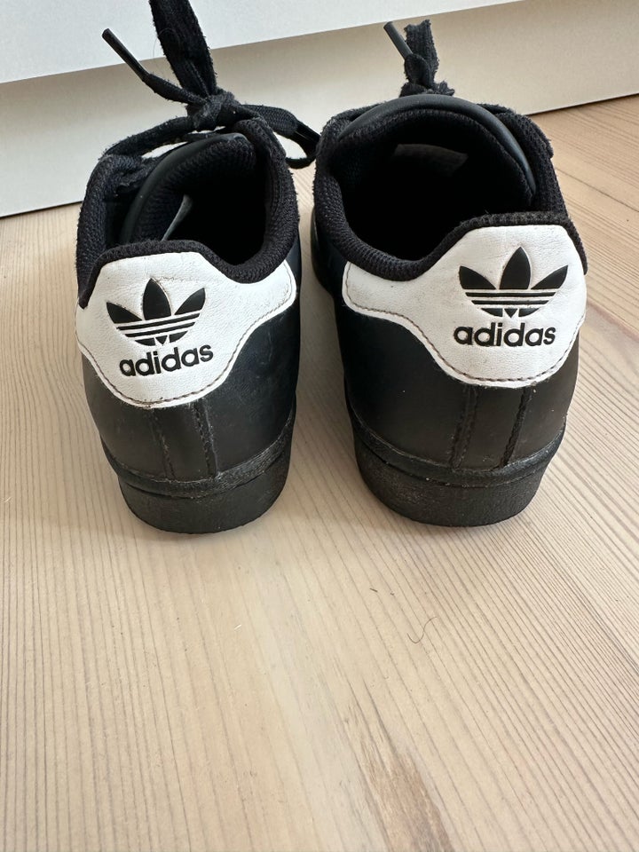 Sneakers, str. 36, Adidas