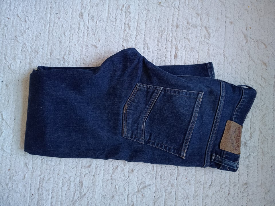 Jeans, Tiger of Sweden og Tommy