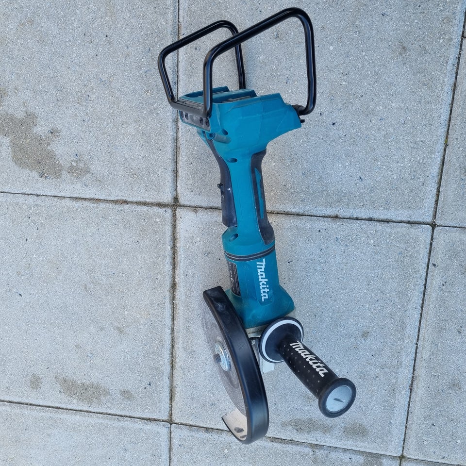 Vinkelsliber, Makita DGA900