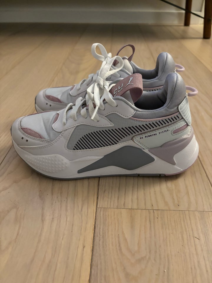 Sneakers, str. 37,5, Puma RS