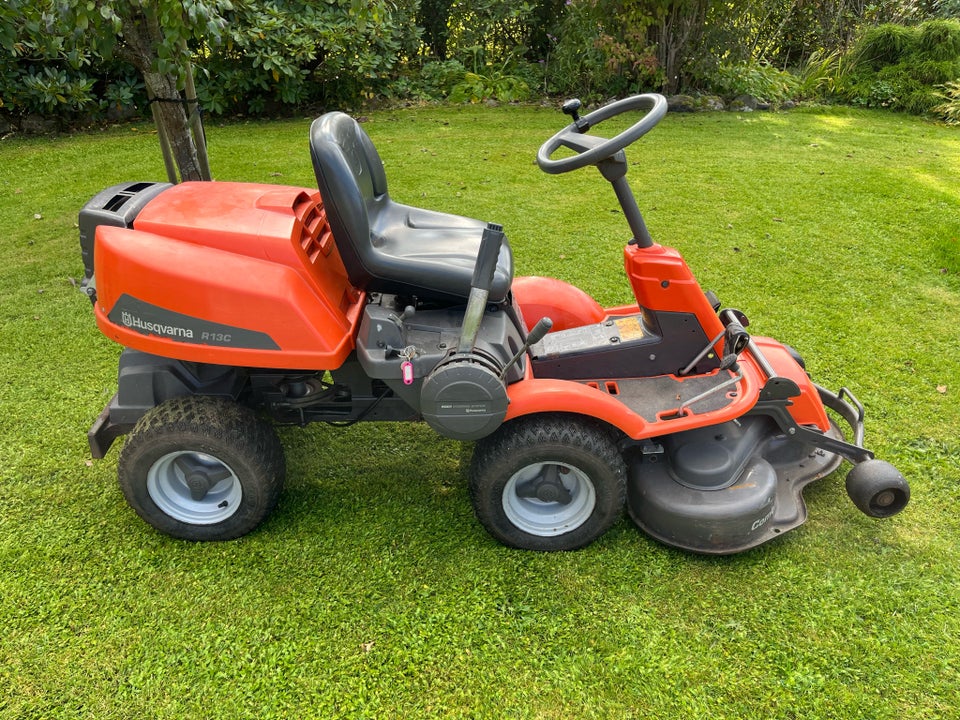 Havetraktor, Husqvarna R13C