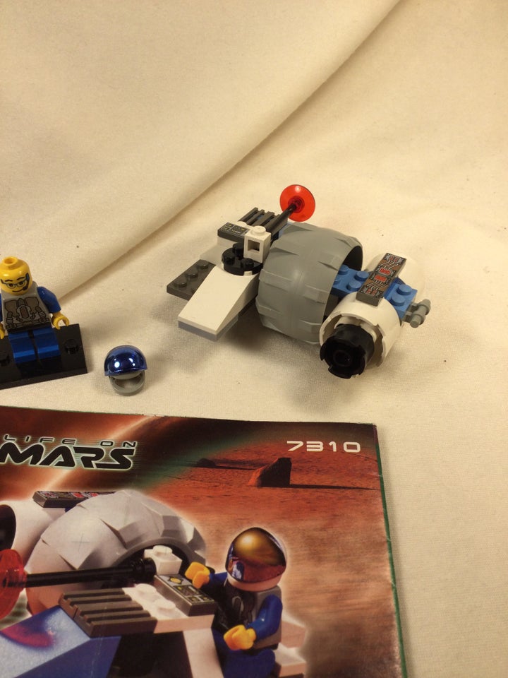 Lego Space 7310