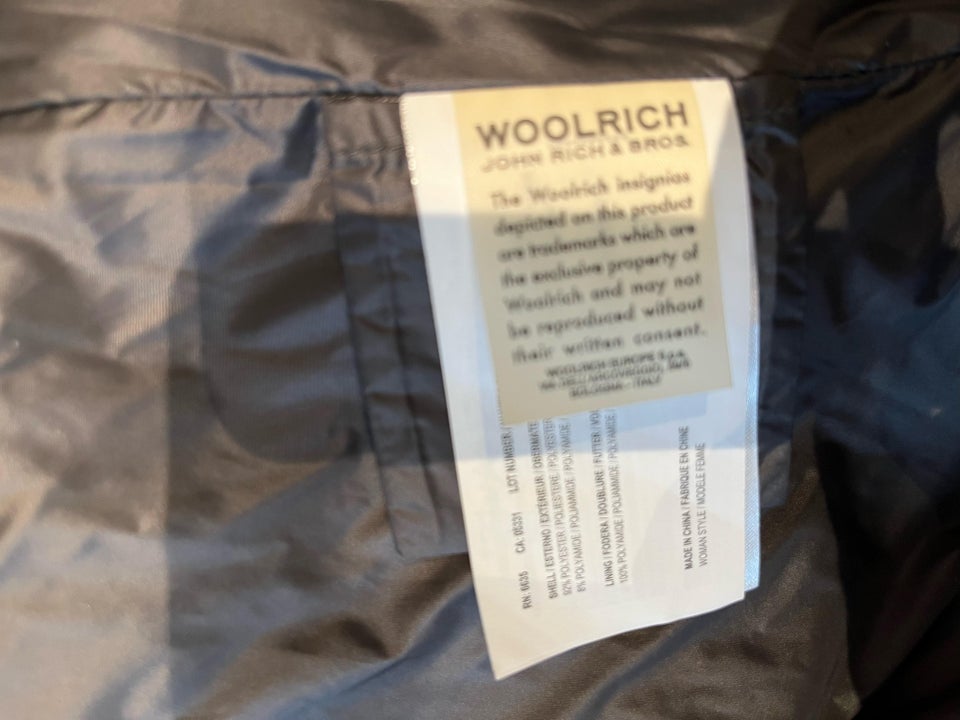 Frakke, str. S, Woolrich