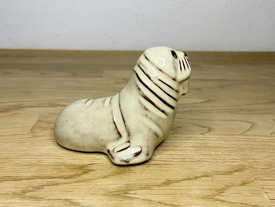 Keramik Figur Hyllested