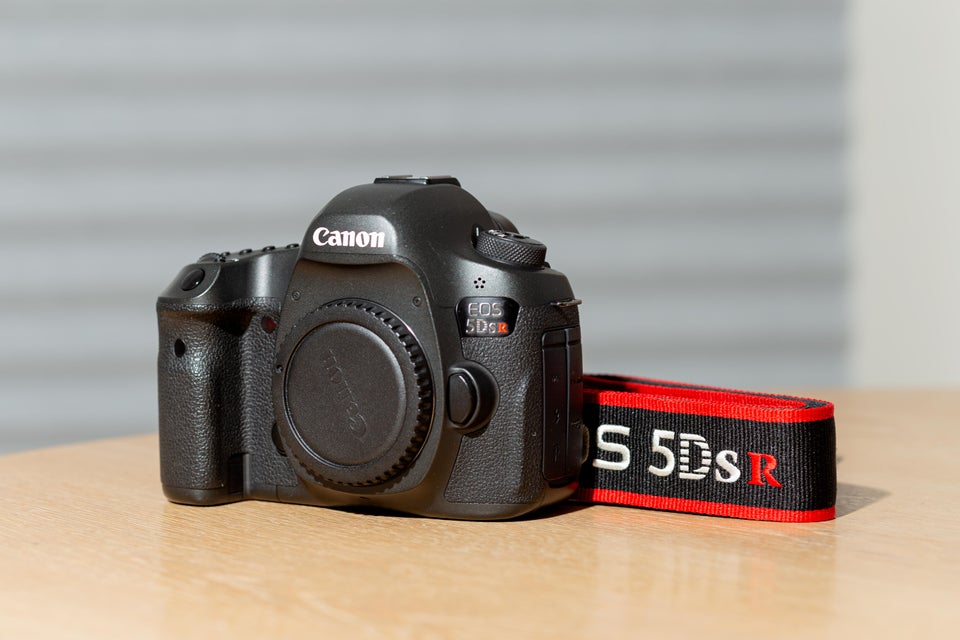 Canon, 50 megapixels