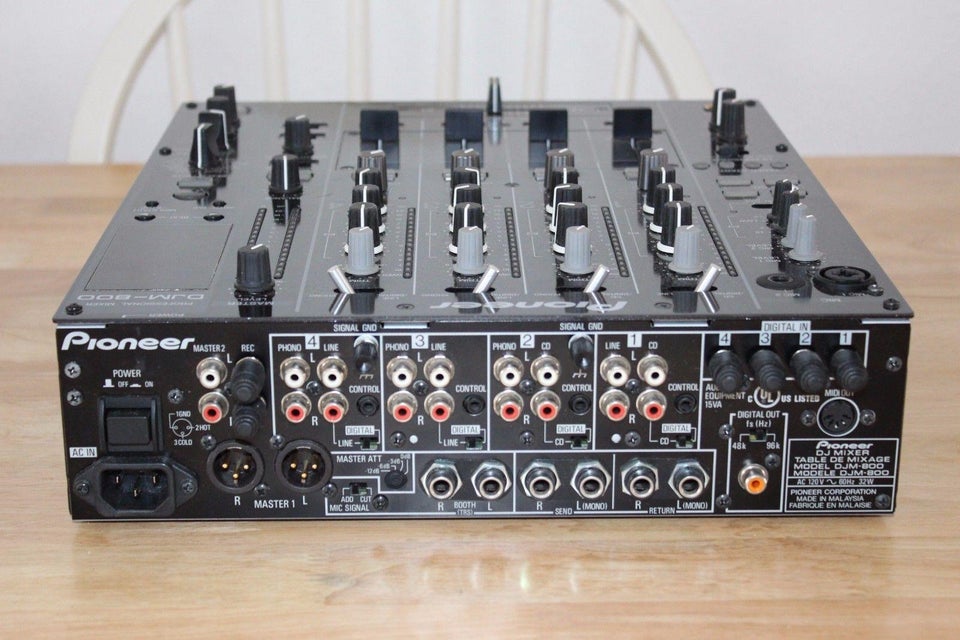 Mixer, Pioneer DJM800