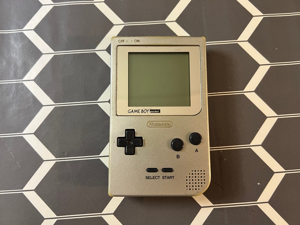 Nintendo Gameboy Pocket Silver