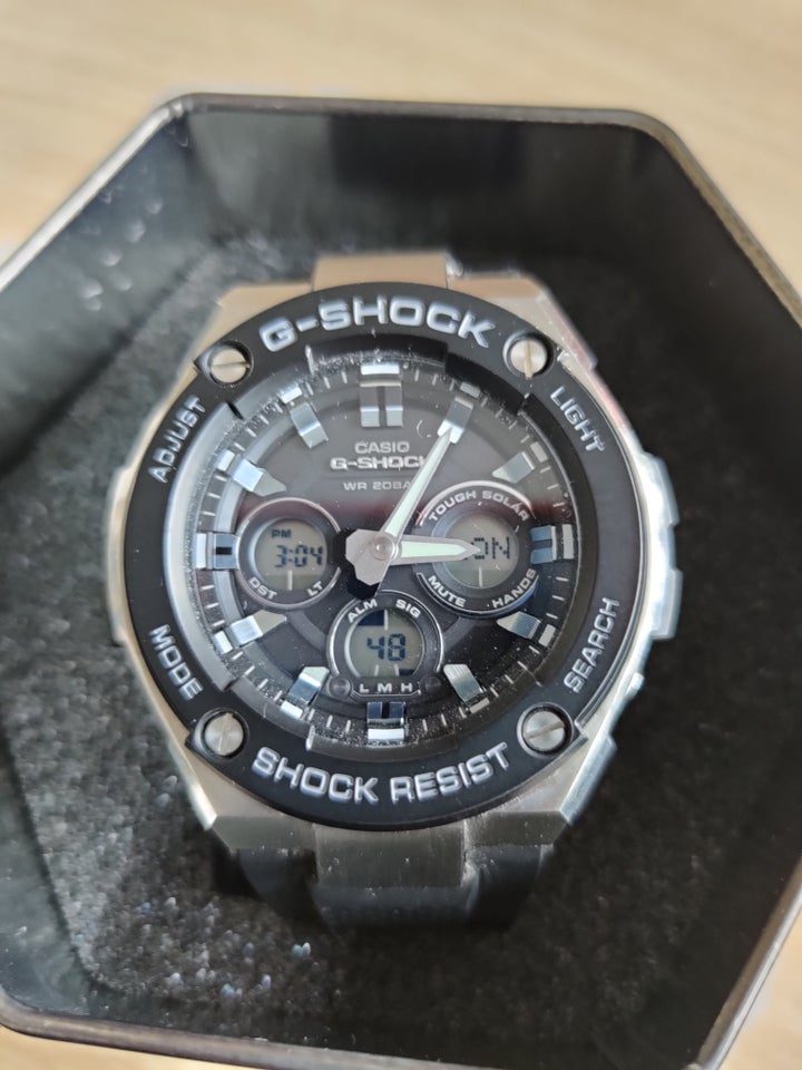 G-Shock GST-S300