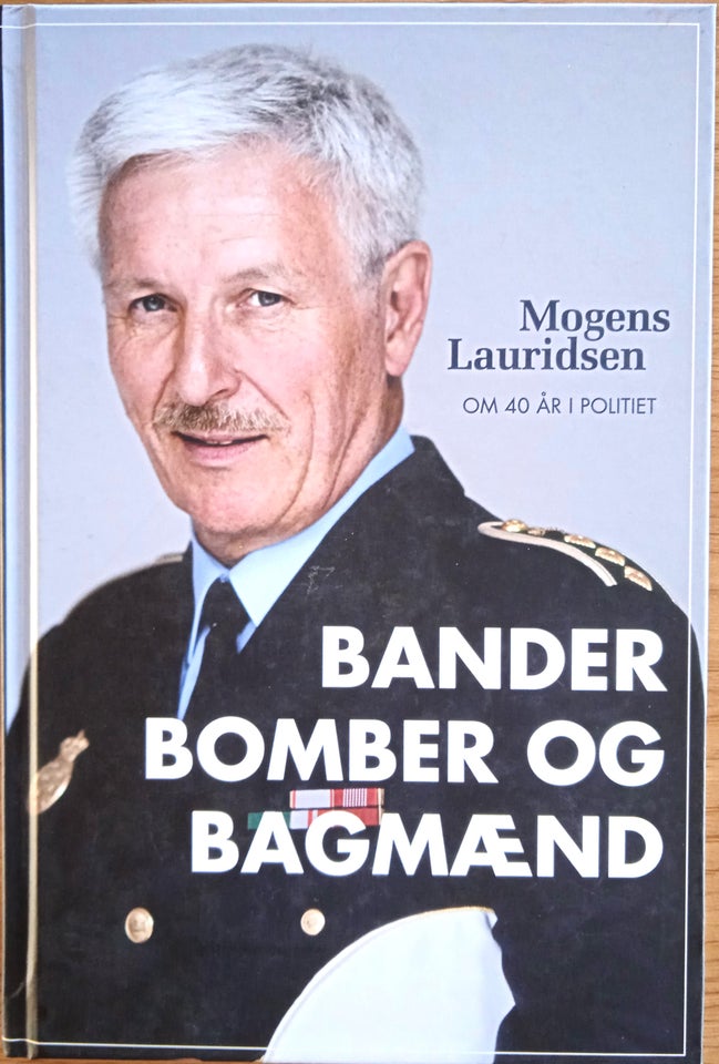 Bander, bomber og bagmænd - om 40 år i