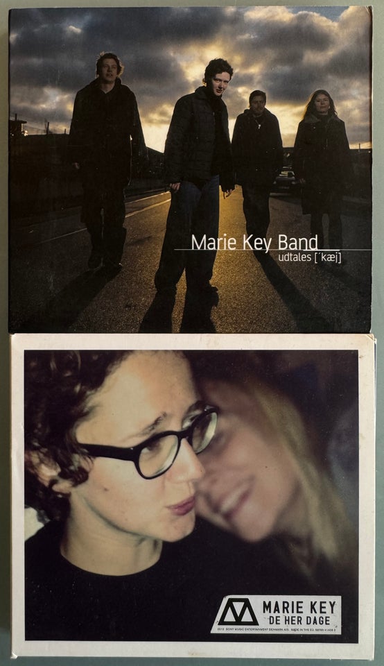 RESERVERET Marie Key: To styk, i