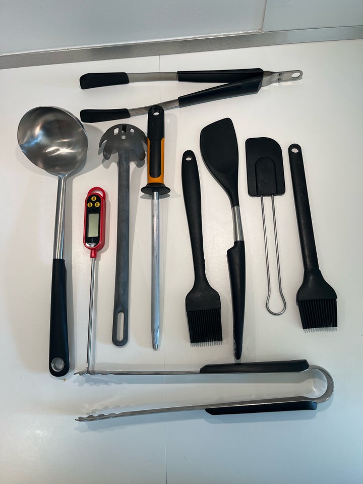 Various Kitchen utensils