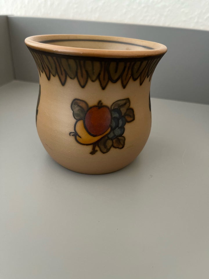 Vase, Vase, Hjorth keramik