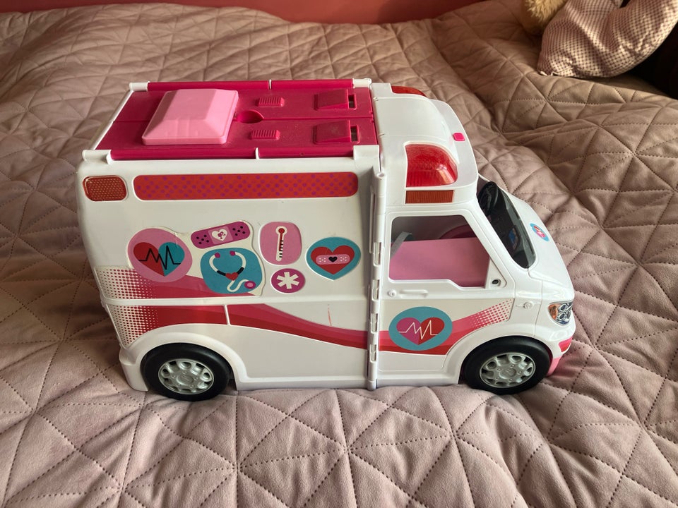 Barbie, Ambulance