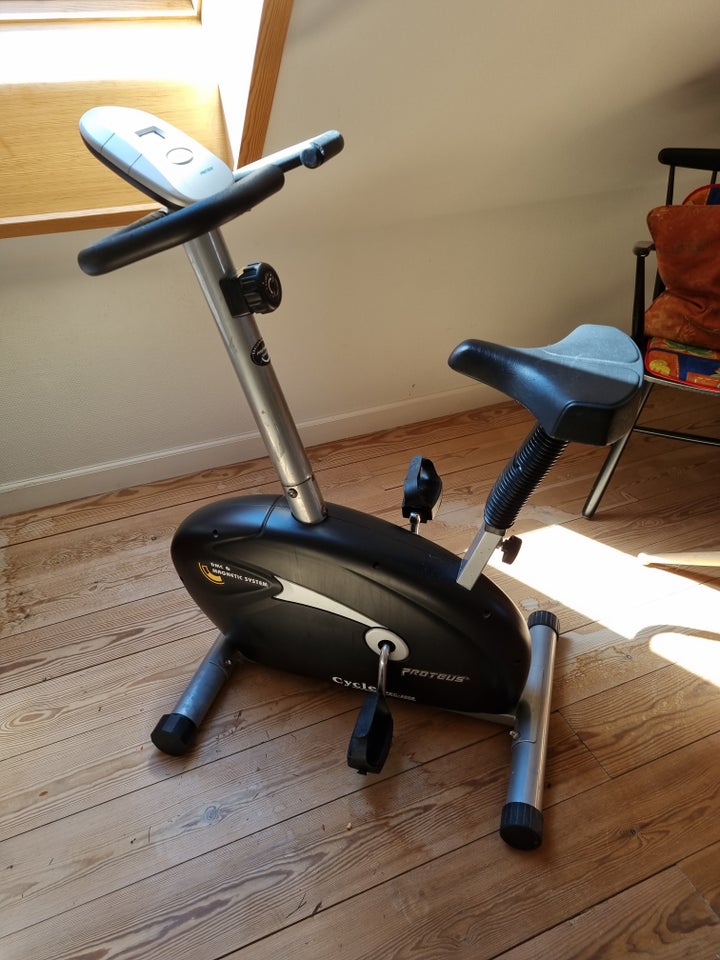 Motionscykel Proteus pec 2000