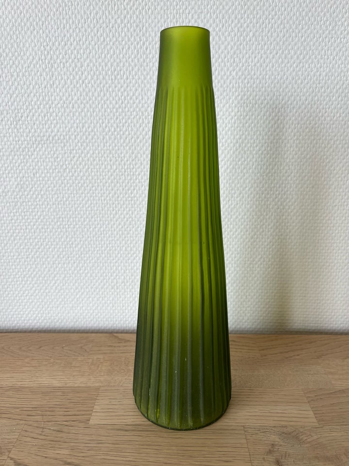 Vase, Grøn vase, Miljögården