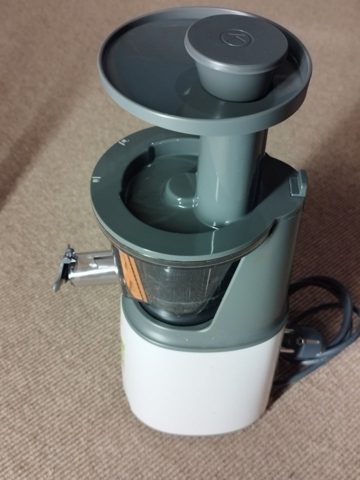 Kenwood slow juicer