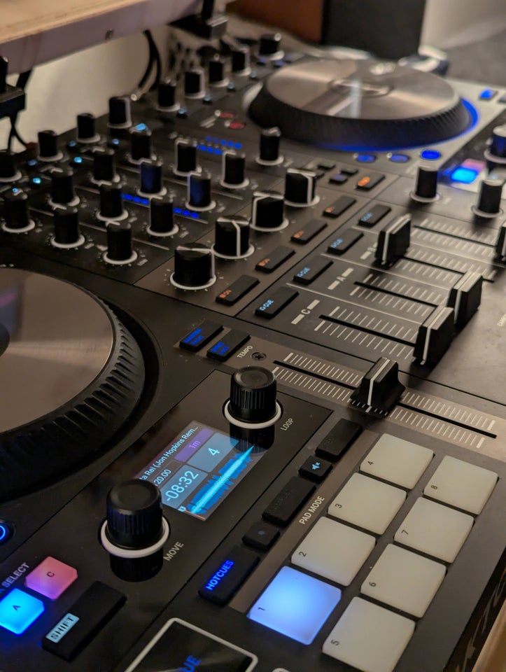 Traktor s4 mk3, Native Instruments