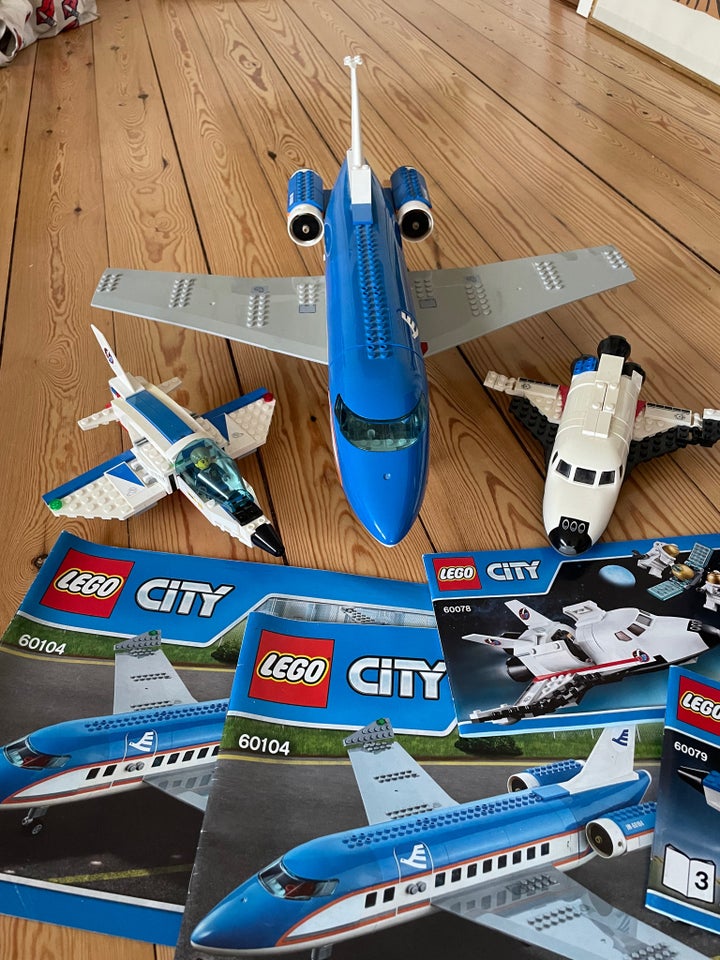 Lego City Fly 60104 60079