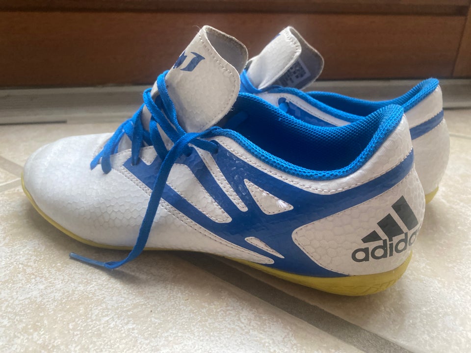 Indendørs sko Adidas str 40