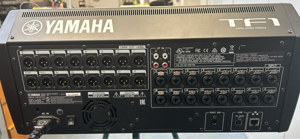 Digital Mixer, Yamaha TF-1