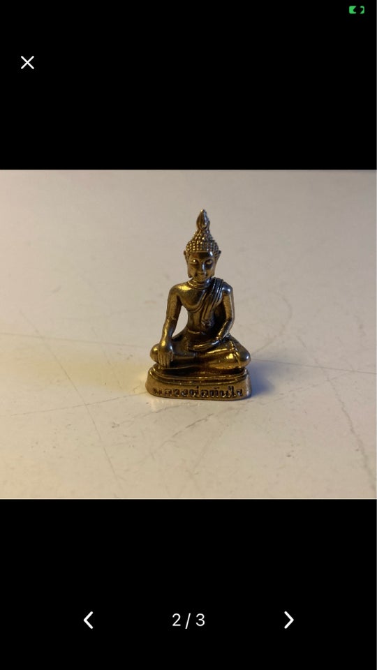 Buddha skulptur i Metal