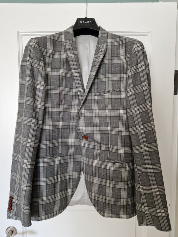 Blazer, Tiger of Sweden, str. L