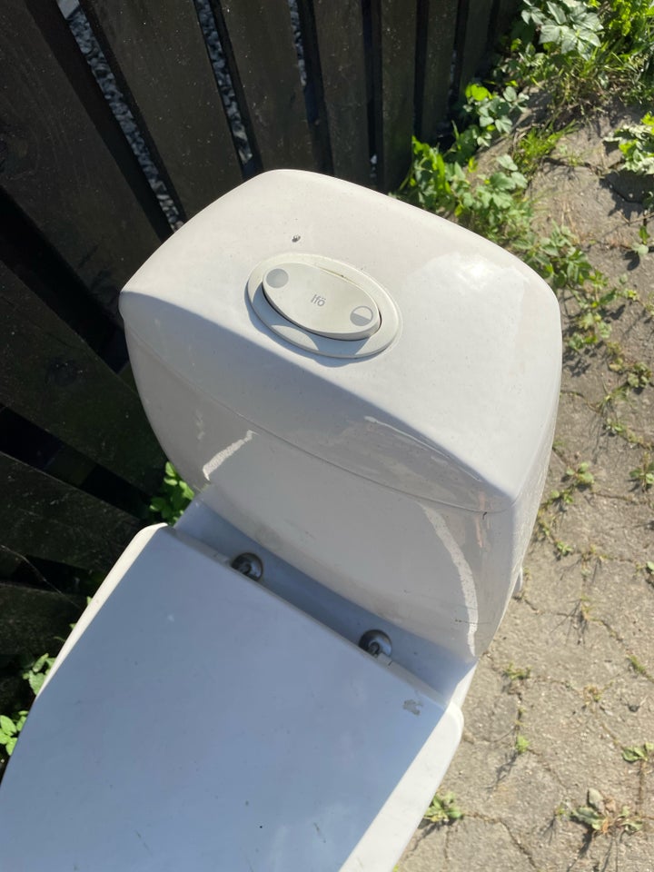 Toilet, Ifö