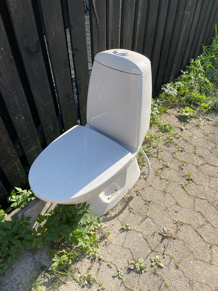 Toilet, Ifö