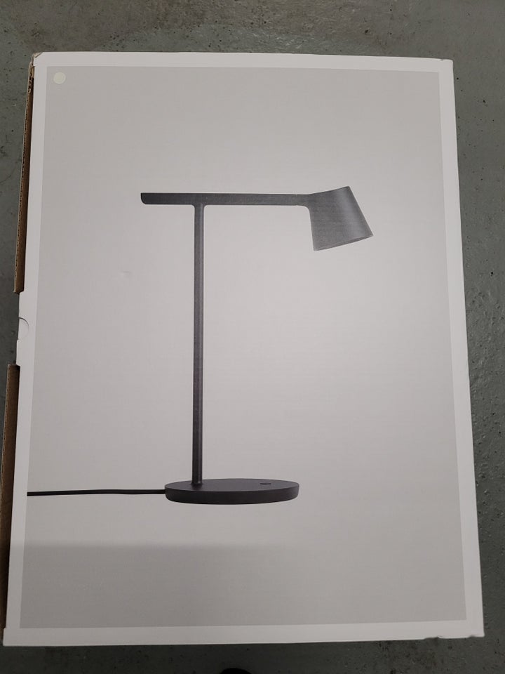 Skrivebordslampe Muuto Tip Table