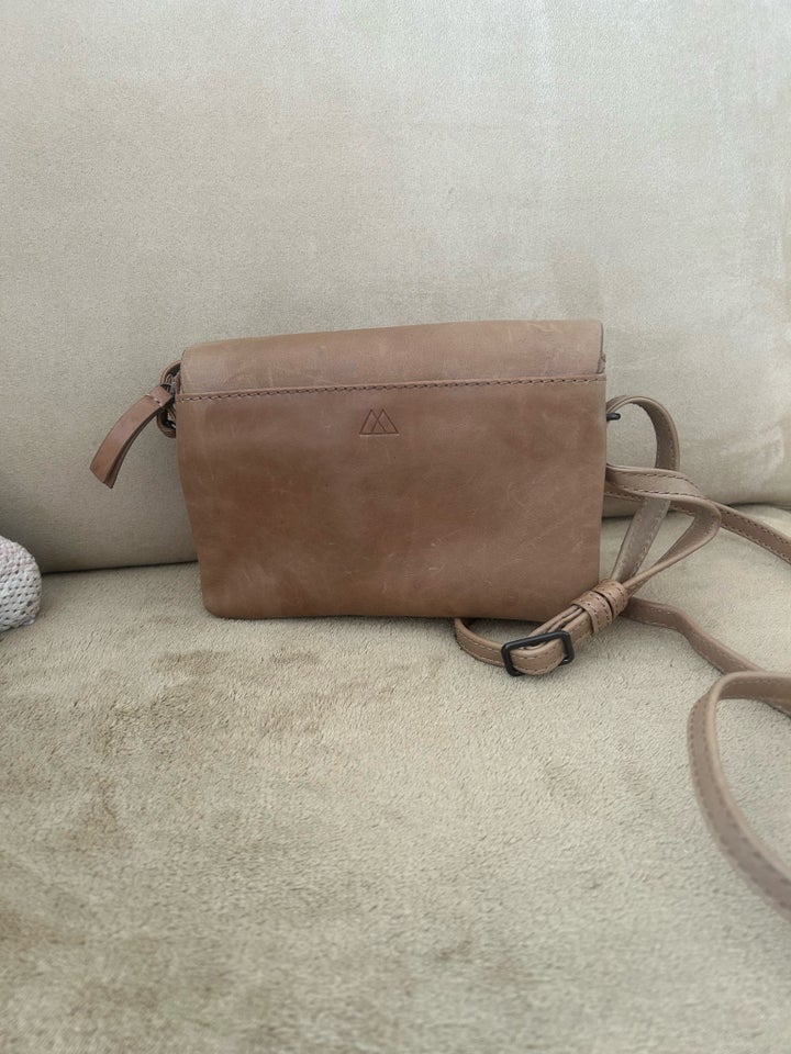 Crossbody, Markberg