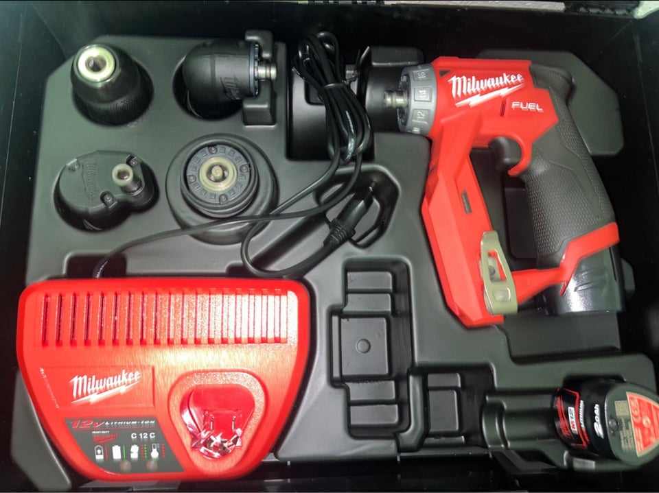 Milwaukee 4 in 1 skruemaskine