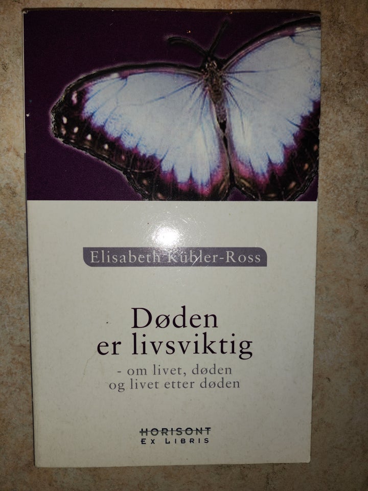 DØDEN ER LIVSVIKTIG, Elisabeth