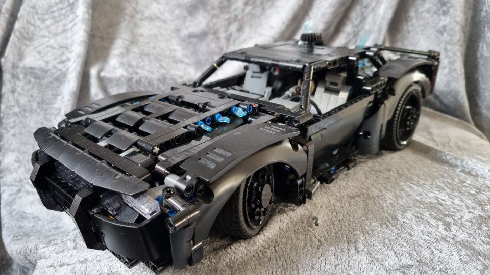 Lego Technic, 42127 Batmobil