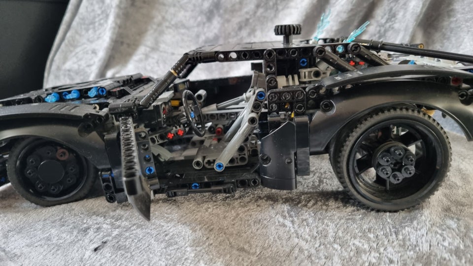 Lego Technic, 42127 Batmobil