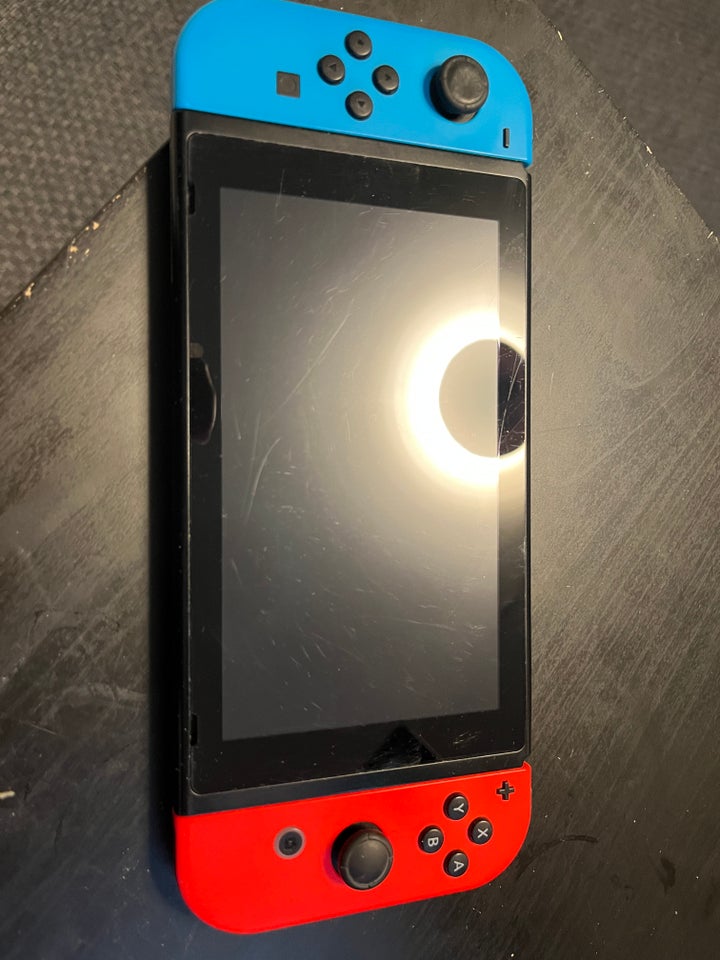 Nintendo Switch, 2021, God