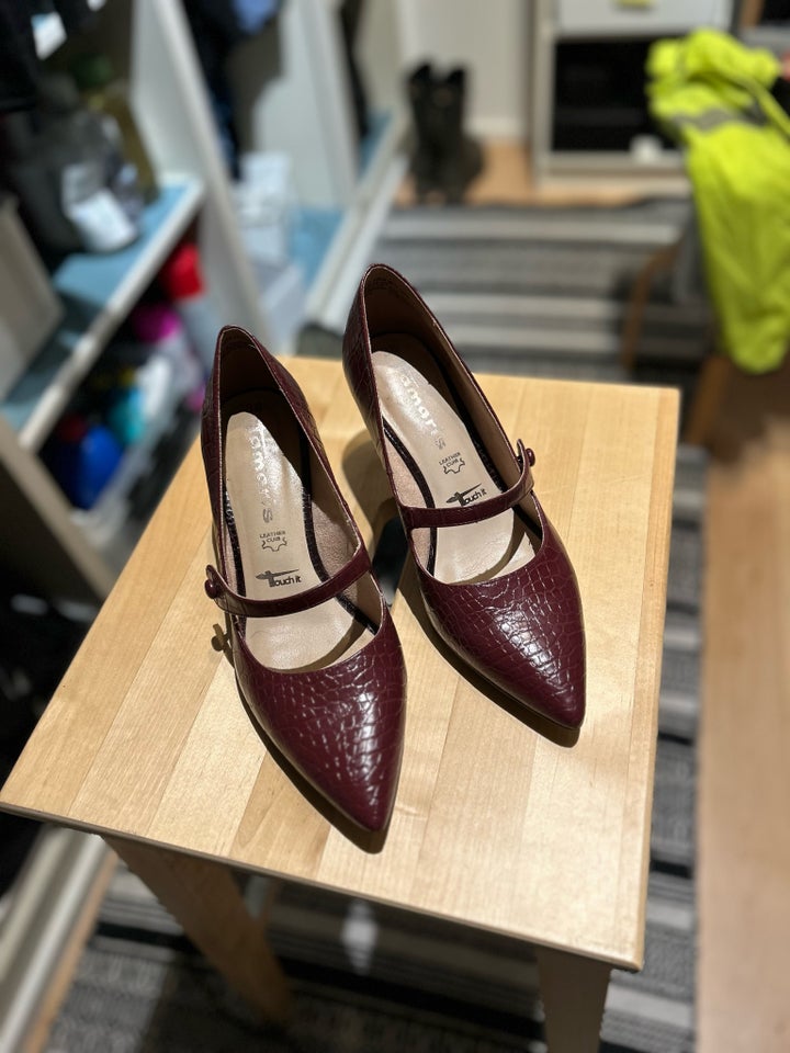 Pumps, str. 38, Tamaris